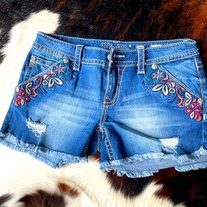 Miss Me shorts
